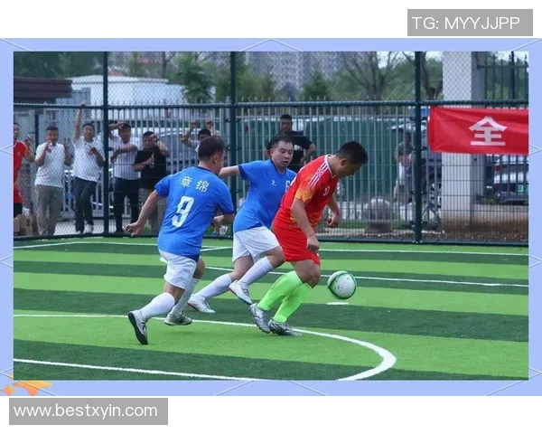 足球F精神引领团队合作与拼搏精神的新时代探索与实践